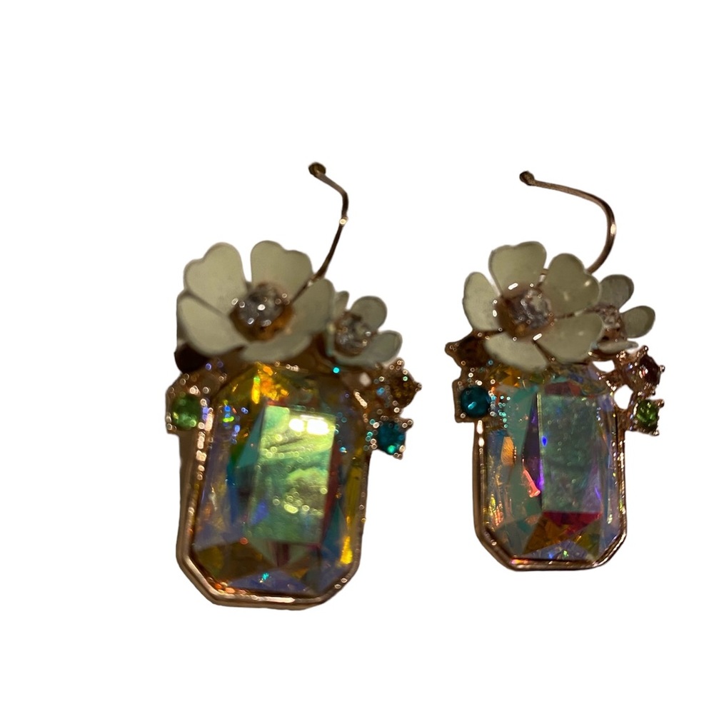 Betsey Johnson flower stone drop earrings. Brand new never worn.